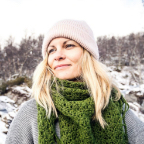 Katrina Jansson I grön halsduk och mössa.