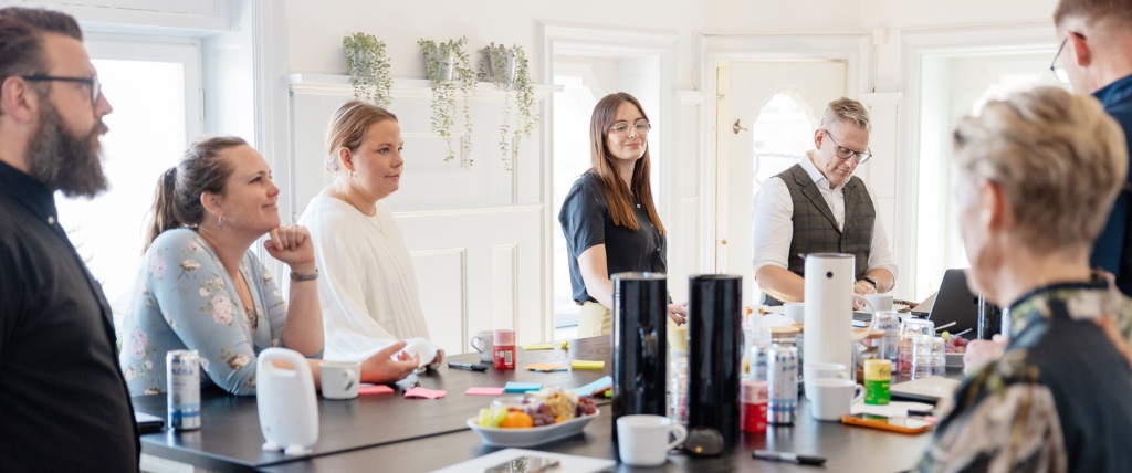 Alt text skrivs här